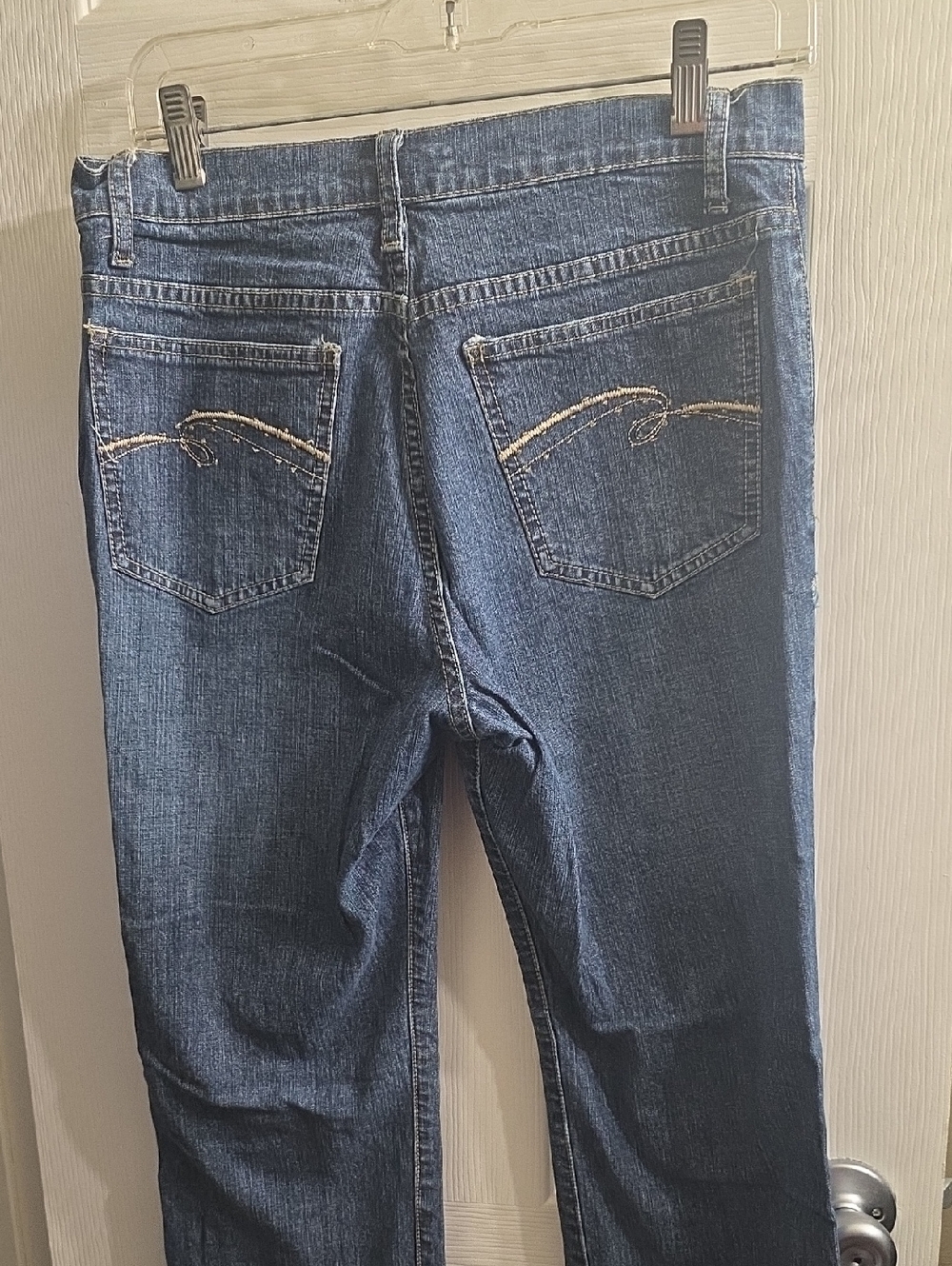 Zena Indigo Bootcut Jeans with Contrast Stitching Size 4